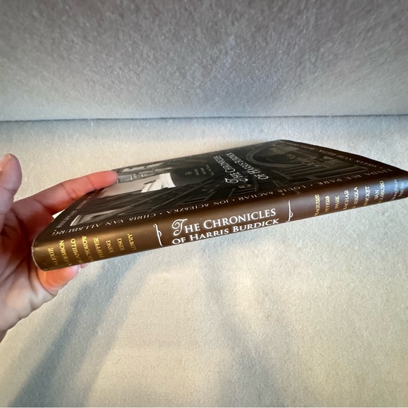 Hardcover The Chronicles of Harris Burdick 14 tales by Chris Van Allsburg - Picture 11 of 12